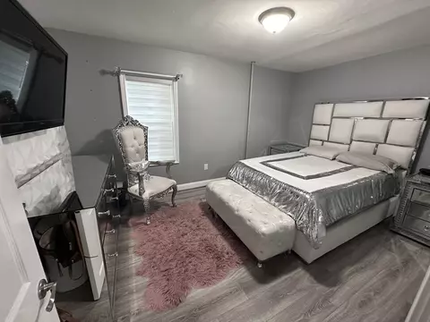 Bedroom - 22 Thorne St, Worcester, MA 01604 photo 1 of 1