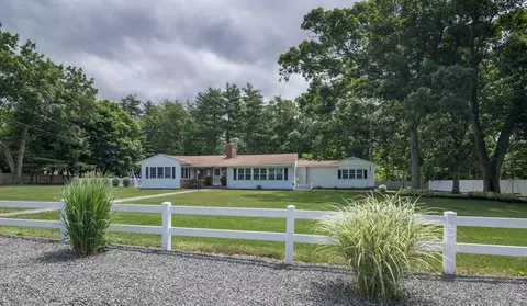 111 Burnham Rd, Greenfield, MA 01301