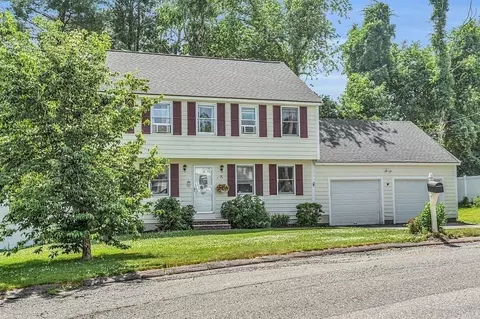 1 Deer Run, Groveland, MA 01834