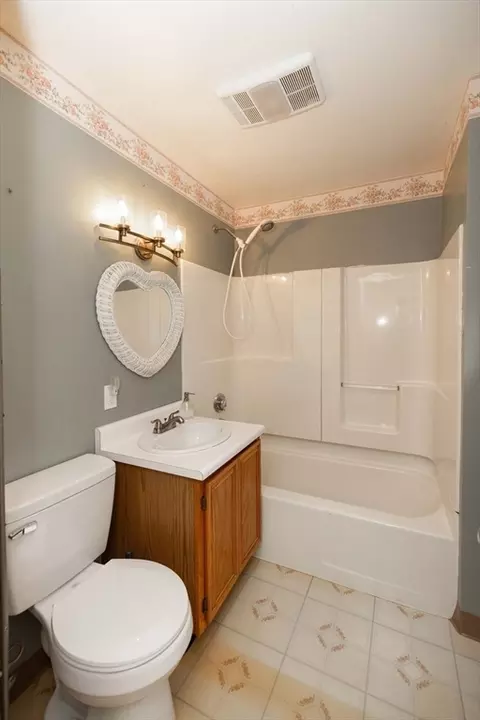 2 Adelle Circuit, Worcester, MA 01607 photo 20