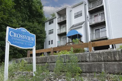 199 Perry Ave #3, Worcester, MA 01610