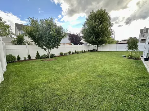 115 Bronson, Fall River, MA 02724 photo 8