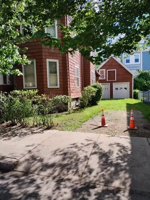 38 Valley St, Everett, MA 02149 photo 2