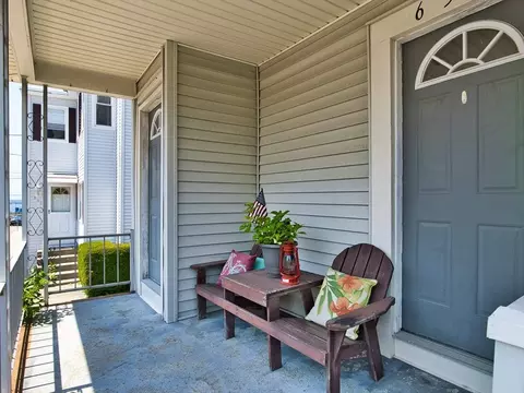 654 Woodman St, Fall River, MA 02724 photo 2