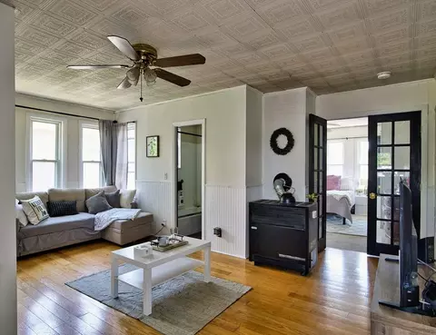654 Woodman St, Fall River, MA 02724 photo 8