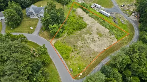 41 Old Sawmill Rd, Belchertown, MA 01007