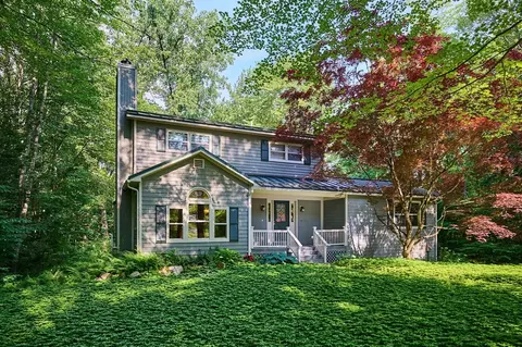 12 Birch Ln, Northampton, MA 01062