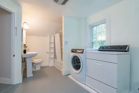 232 E Pleasant St, Amherst, MA 01002 photo 28