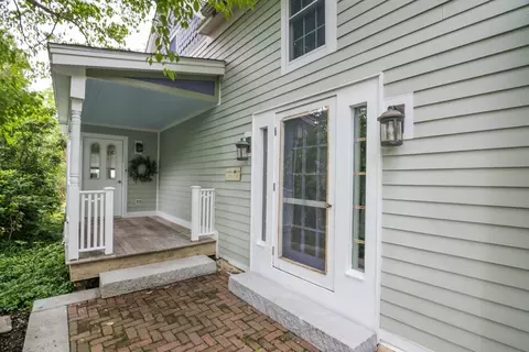 232 E Pleasant St, Amherst, MA 01002 photo 3
