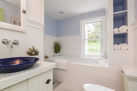 232 E Pleasant St, Amherst, MA 01002 photo 15