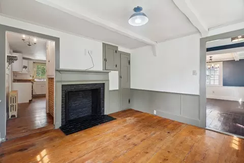 Living - 409 Main, Townsend, MA 01474 photo 1 of 1