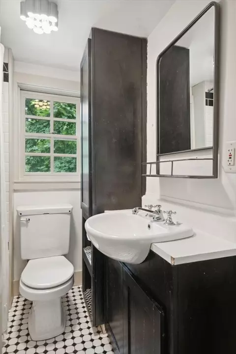 Bath - 409 Main, Townsend, MA 01474 photo 2 of 2