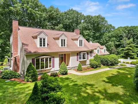 22 Brady Loop, Andover, MA 01810 photo 2