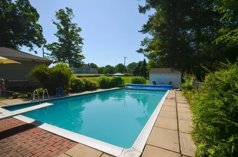 34 Douglas Rd, Sutton, MA 01590 photo 31