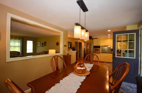 34 Douglas Rd, Sutton, MA 01590 photo 9