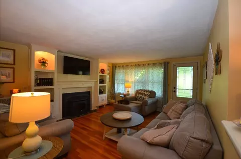 34 Douglas Rd, Sutton, MA 01590 photo 13