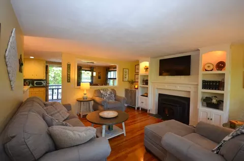 34 Douglas Rd, Sutton, MA 01590 photo 14