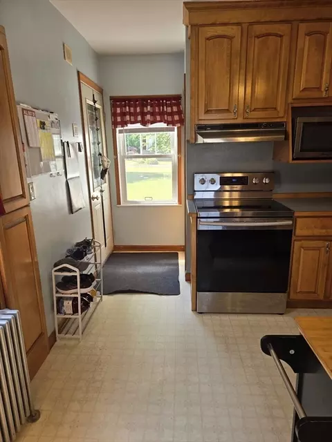 110 Barthel Ave, Gardner, MA 01440 photo 13