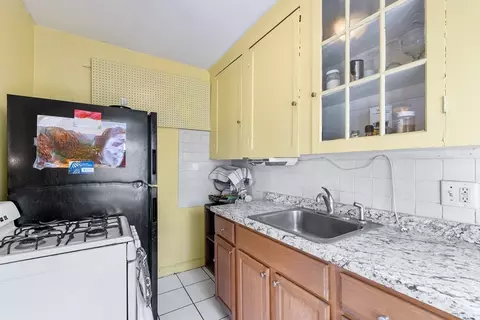 Kitchen - 8 Walnut St #5, Everett, MA 02149 photo 2 of 3