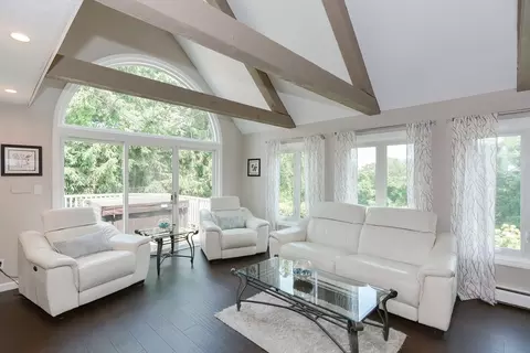 22 Bond Hollow Rd, Sutton, MA 01590 photo 4