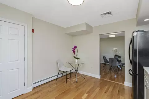 23 Grove St, Reading, MA 01867 photo 9