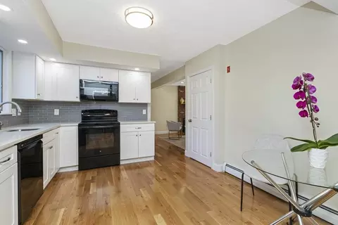 23 Grove St, Reading, MA 01867 photo 8