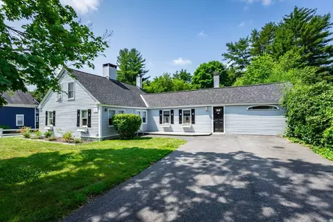 131 Cross St, Hanover, MA 02339