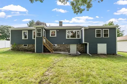 5 5th Ave, Dudley, MA 01571 photo 4