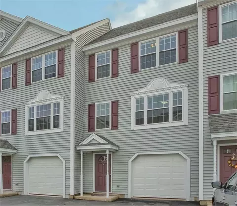 11 Bandon Cir #11, Westford, MA 01886