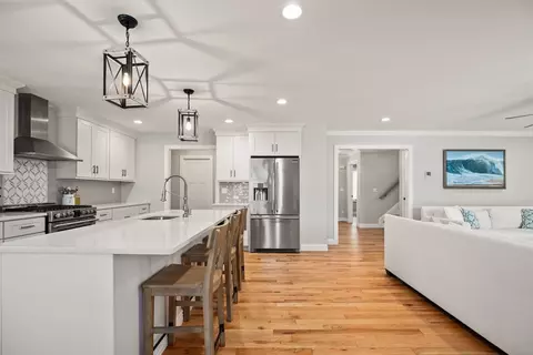 Kitchen - 19 Warren St, Georgetown, MA 01833 photo 6 of 7
