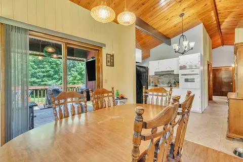 66 High St, Upton, MA 01568 photo 16