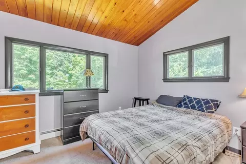 66 High St, Upton, MA 01568 photo 25