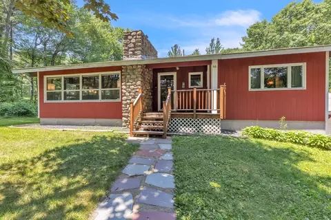 66 High St, Upton, MA 01568 photo 7