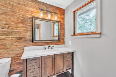 66 High St, Upton, MA 01568 photo 29