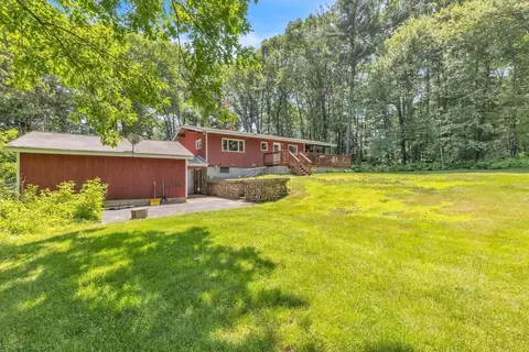 66 High St, Upton, MA 01568 photo 6