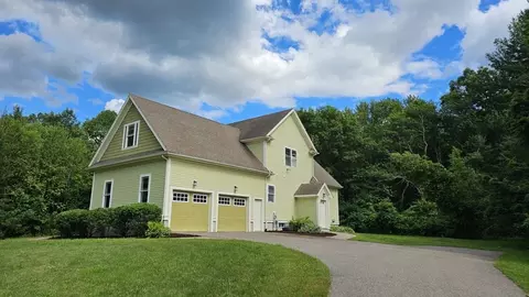 17 Pearl St, Upton, MA 01568 photo 42