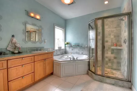 17 Pearl St, Upton, MA 01568 photo 14