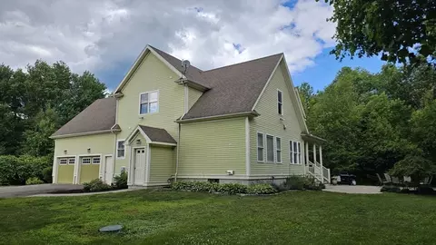 17 Pearl St, Upton, MA 01568 photo 40