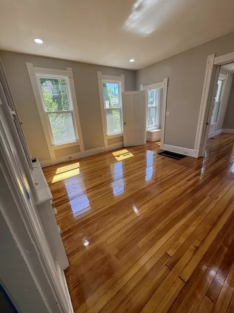 Living - 15-17 Wellesley St, Springfield, MA 01109 photo 3 of 5