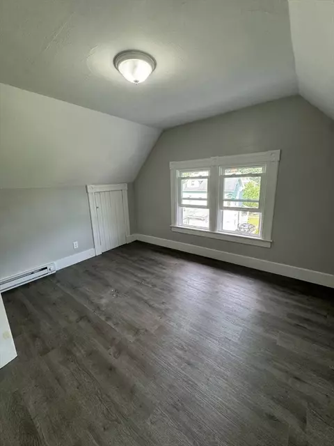 Bedroom - 15-17 Wellesley St, Springfield, MA 01109 photo 1 of 3