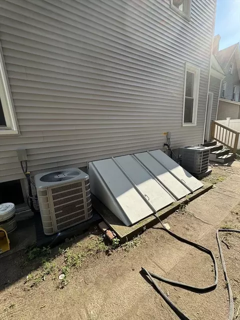 Exterior - 15-17 Wellesley St, Springfield, MA 01109 photo 2 of 2