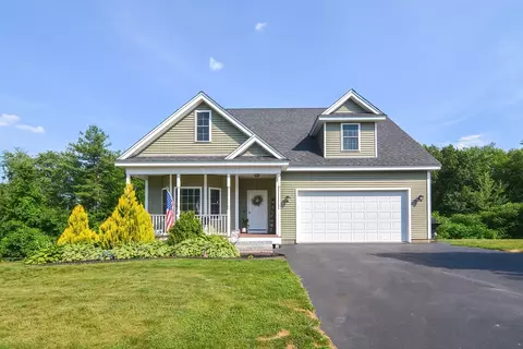 12 Nass Farm Rd, Leominster, MA 01453