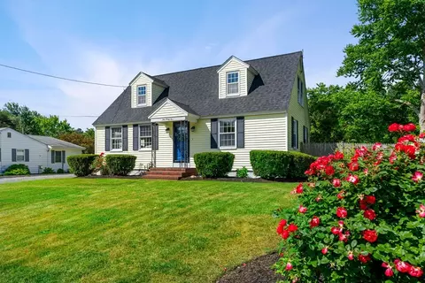 445 Johnson St, North Andover, MA 01845