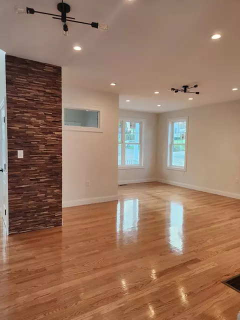 465 Massasoit Rd, Worcester, MA 01604 photo 7