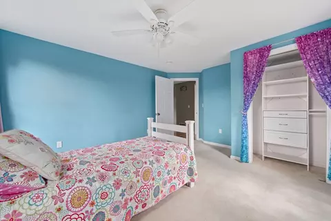 Bedroom - 5 Pear Tree Dr, Canton, MA 02021 photo 6 of 8
