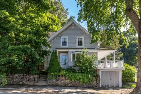 4 Bisson St, Beverly, MA 01915 photo 4