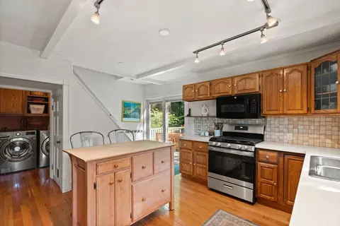 4 Bisson St, Beverly, MA 01915 photo 17
