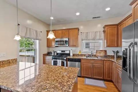 51 Agawam St #2, Revere, MA 02151