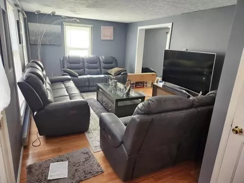 Living - 21 Brattle St, Worcester, MA 01606 photo 2 of 2