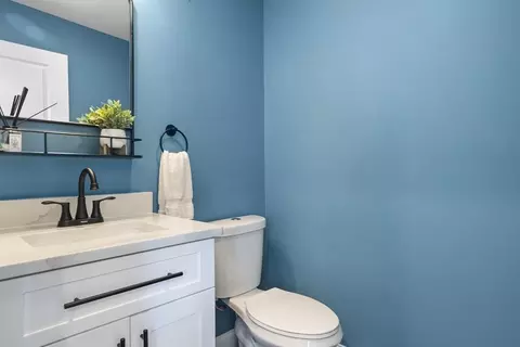 2 Winston St #A, Saugus, MA 01906 photo 6